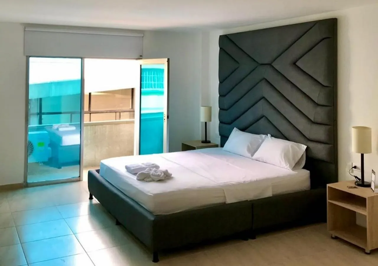 Hotel Opera, Centro Medellin, Entertainment,Y Bar, Solo Adultos Colombia