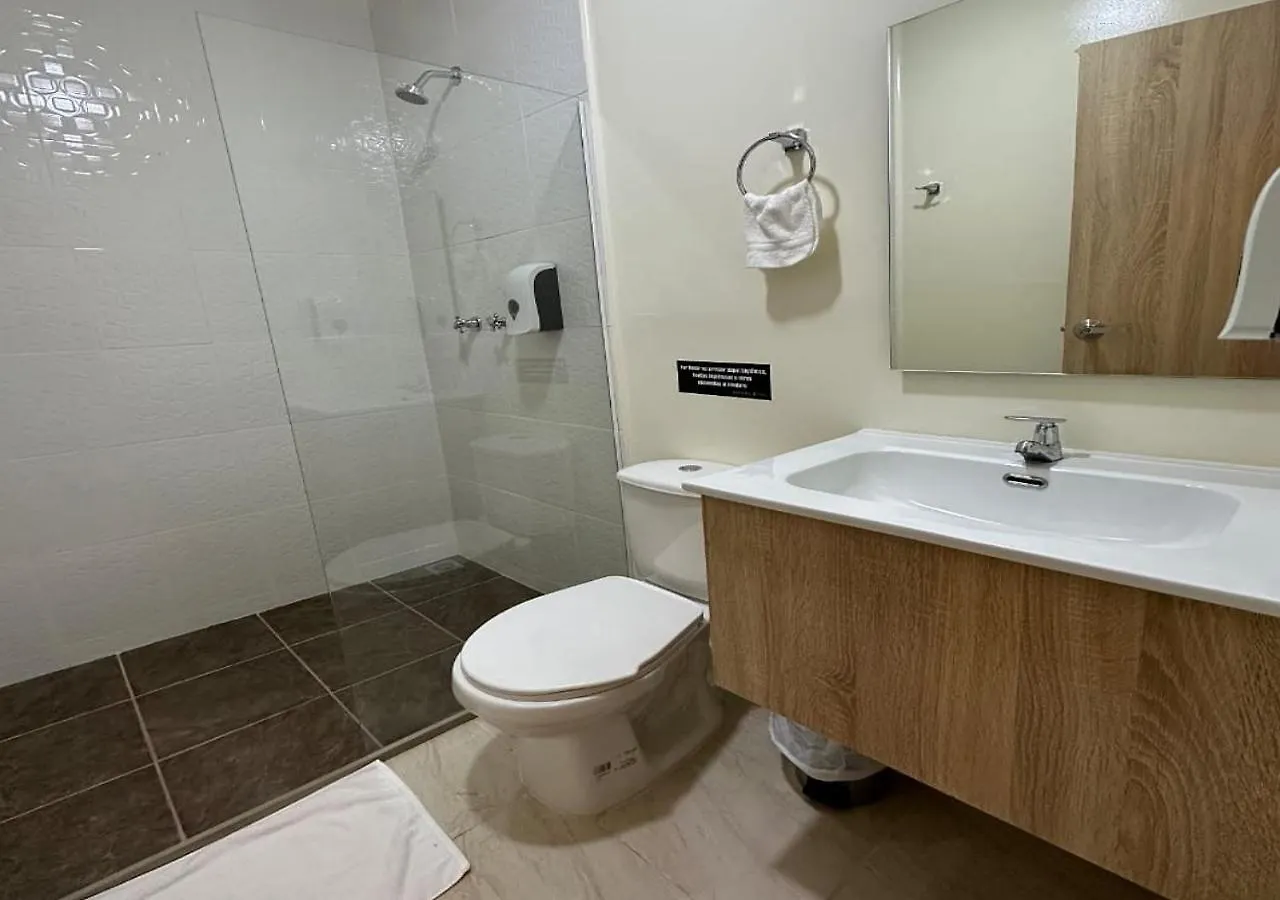 Hotel Opera, Centro Medellin, Entertainment,Y Bar, Solo Adultos
