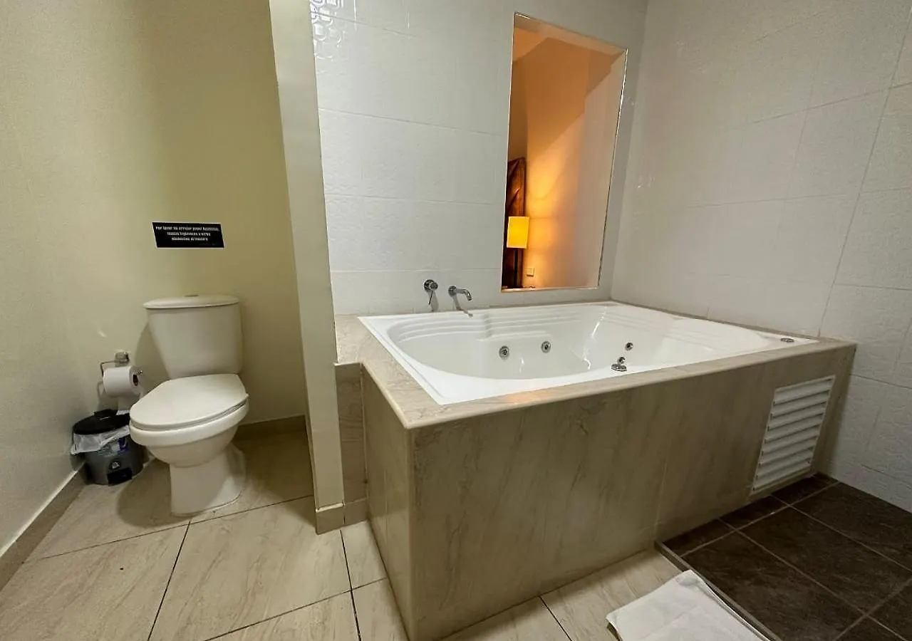 ****  Hotel Opera, Centro Medellin, Entertainment,Y Bar, Solo Adultos Colombia