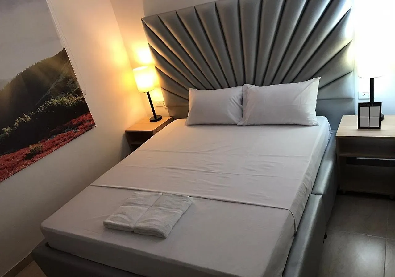 Hotel Opera, Centro Medellin, Entertainment,Y Bar, Solo Adultos