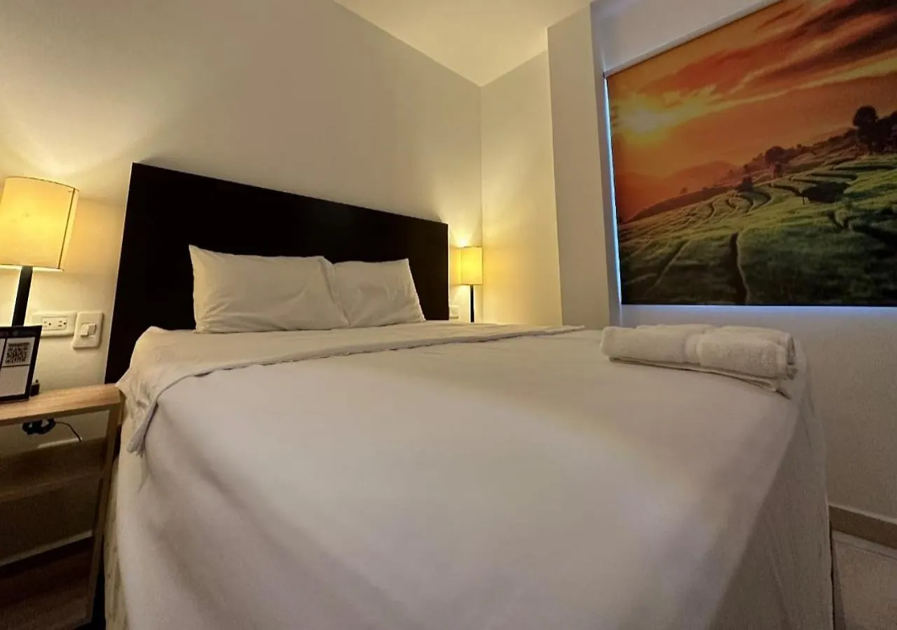 Hotel Opera, Centro Medellin, Entertainment,Y Bar, Solo Adultos