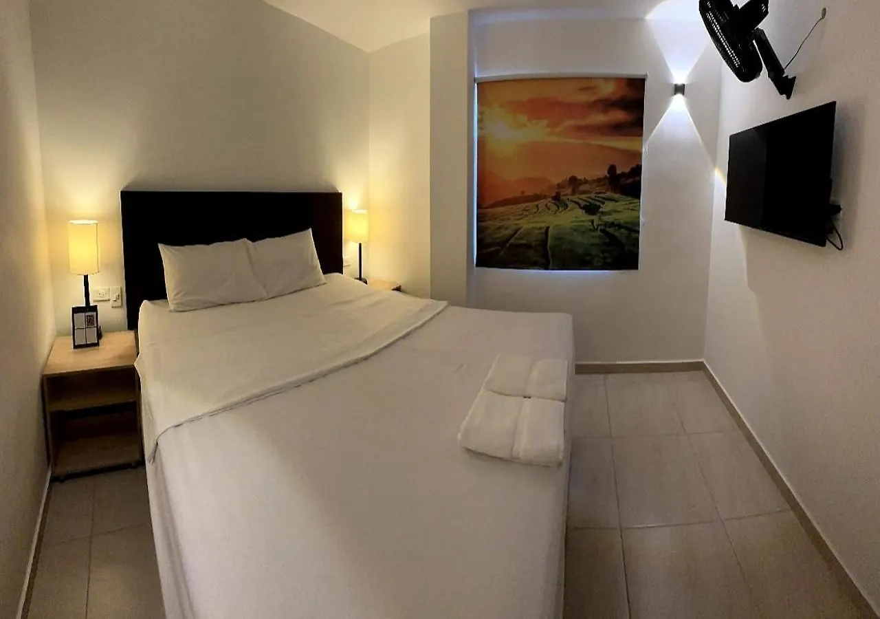 Hotel Opera, Centro Medellin, Entertainment,Y Bar, Solo Adultos Colombia